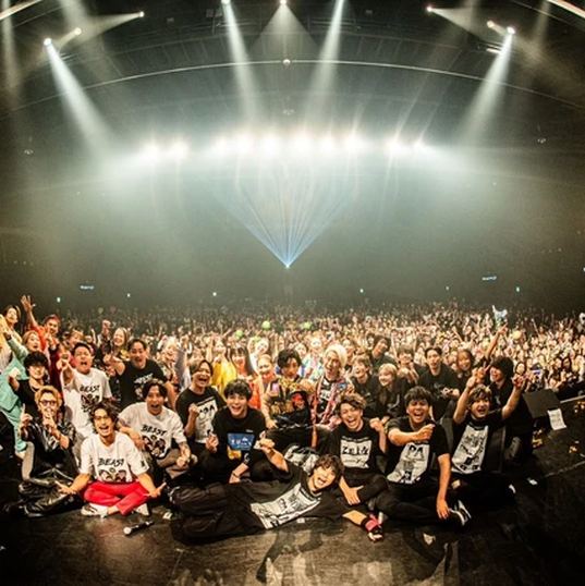 ライブイベントの会場